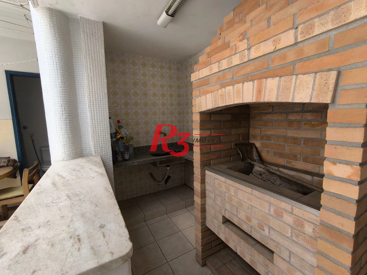 Casa com 3 dormitórios à venda, 210 m² por R$ 2.130.000,00 - Embaré - Santos/SP