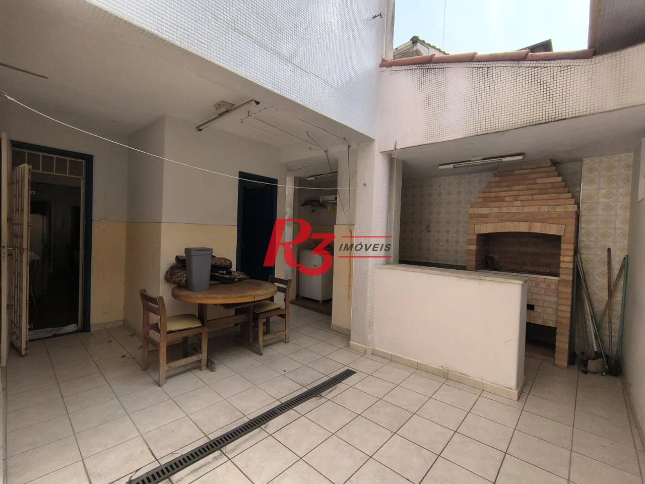 Casa com 3 dormitórios à venda, 210 m² por R$ 2.130.000,00 - Embaré - Santos/SP