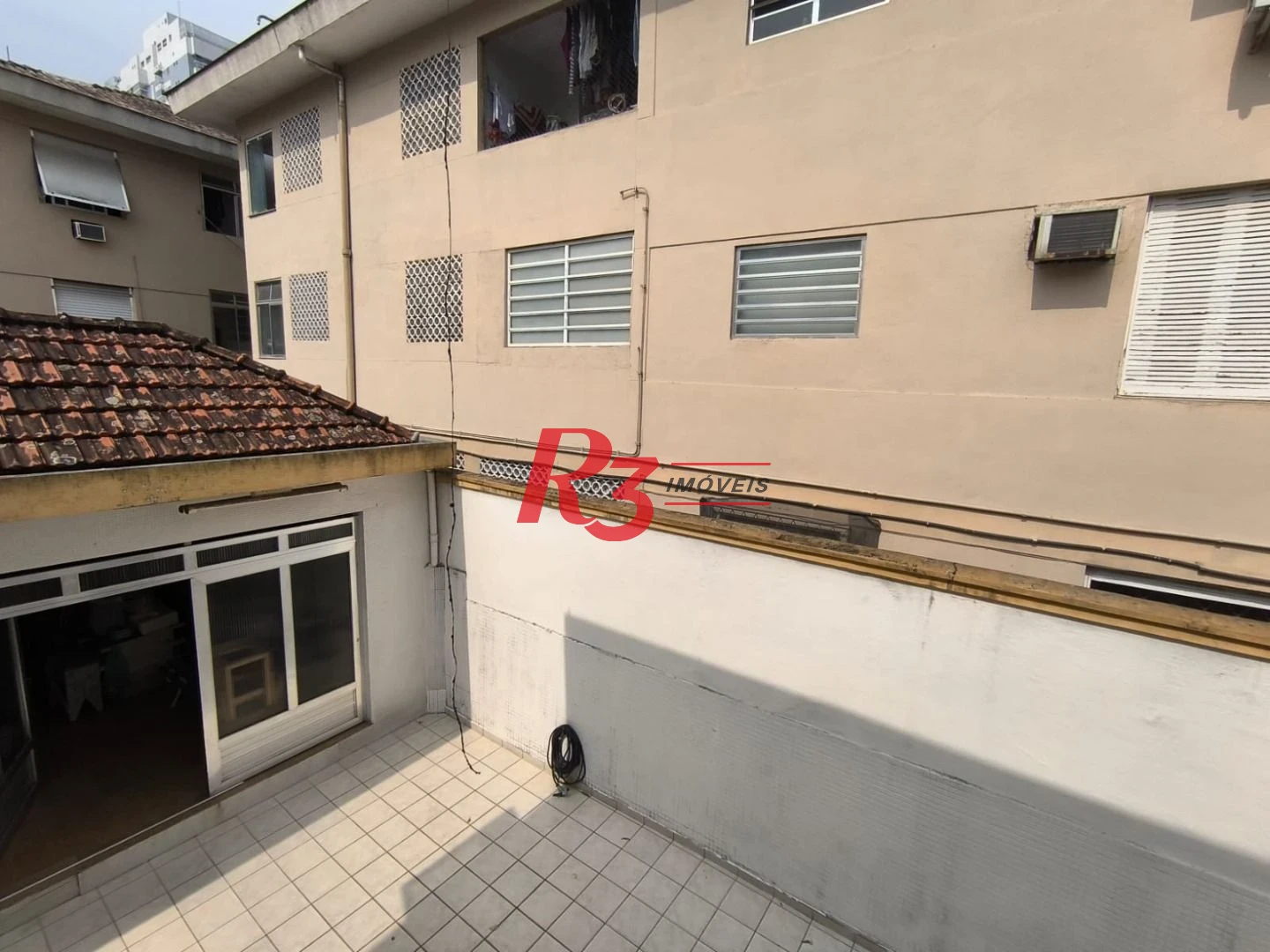 Casa com 3 dormitórios à venda, 210 m² por R$ 2.130.000,00 - Embaré - Santos/SP