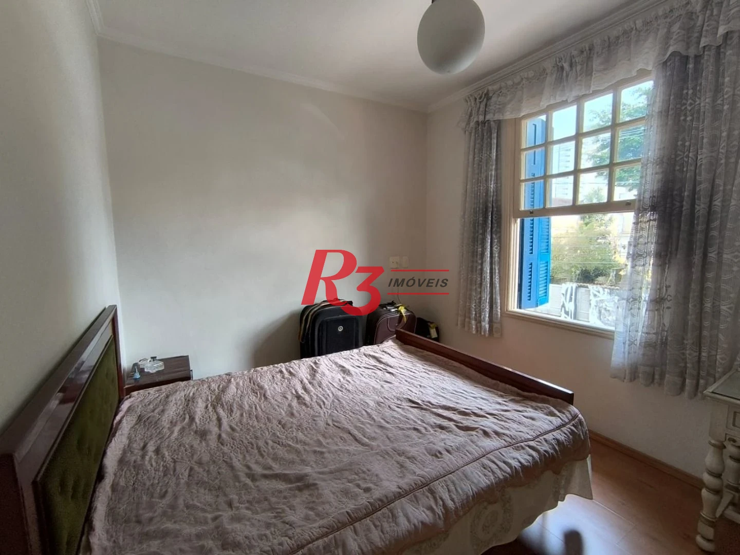 Casa com 3 dormitórios à venda, 210 m² por R$ 2.130.000,00 - Embaré - Santos/SP