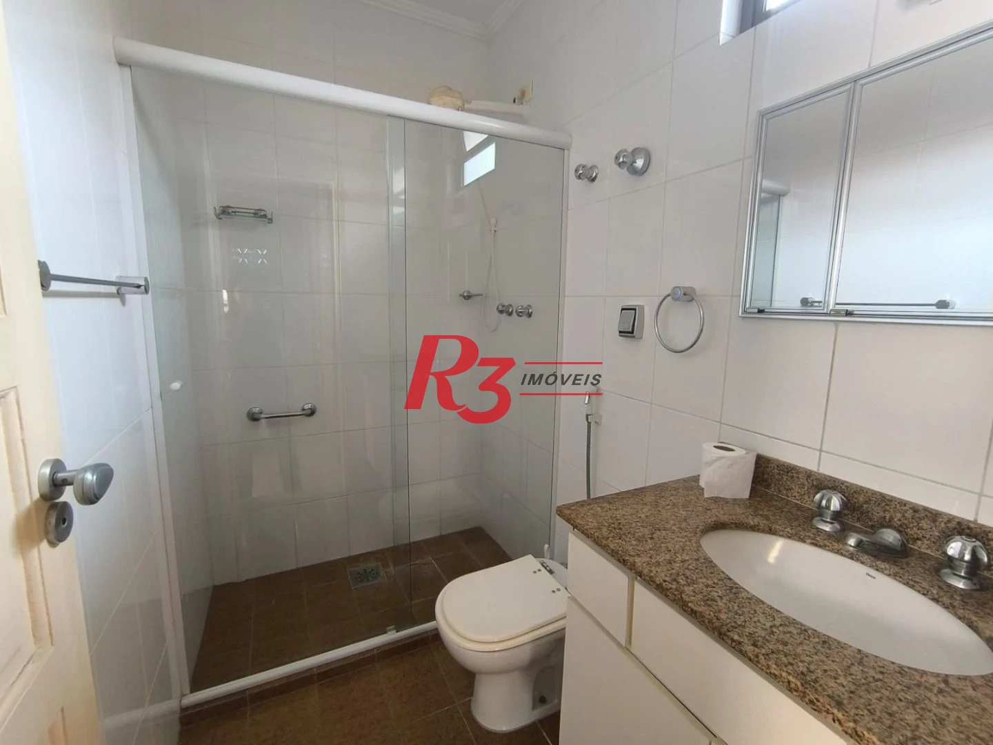 Casa com 3 dormitórios à venda, 210 m² por R$ 2.130.000,00 - Embaré - Santos/SP