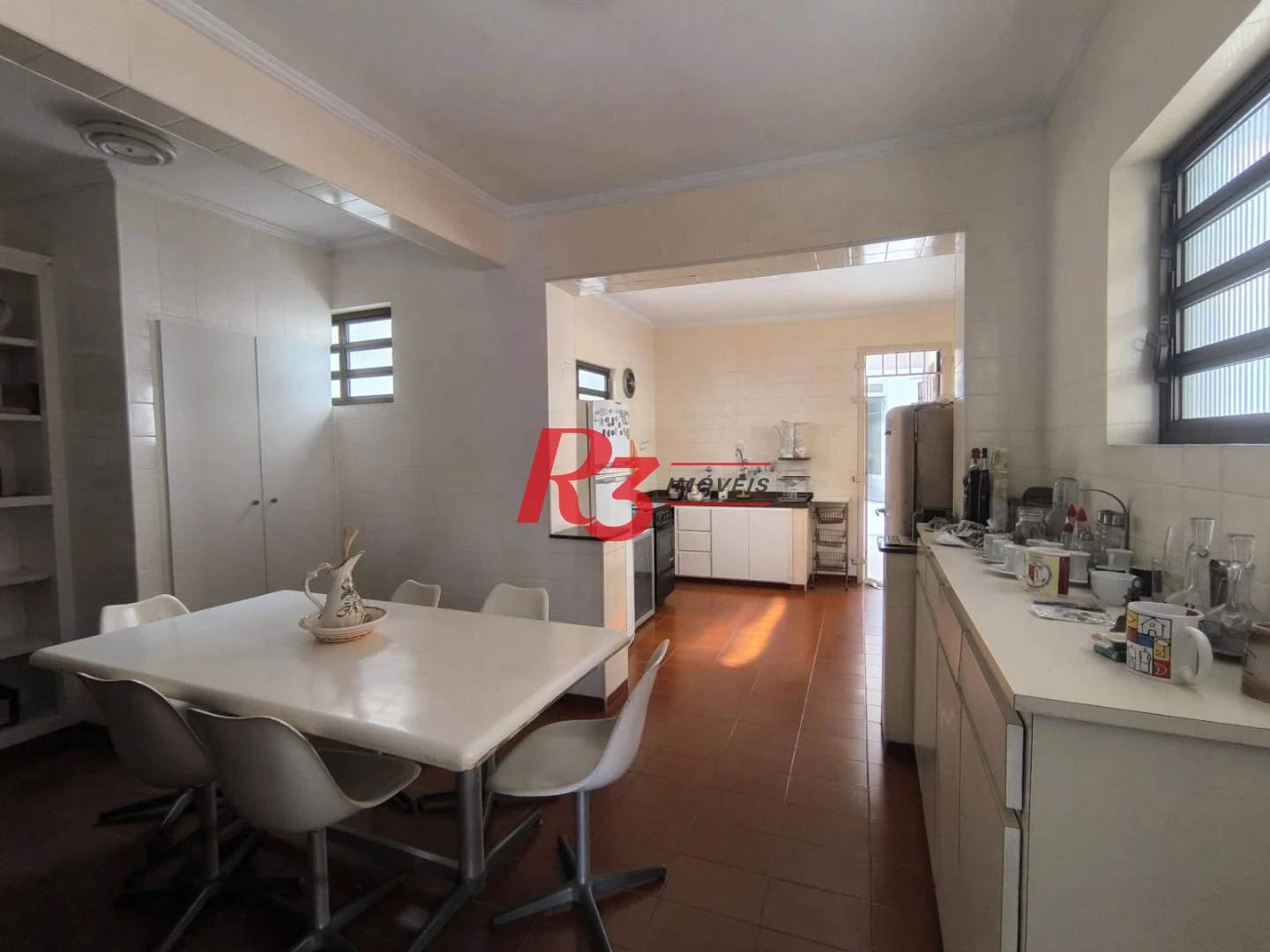 Casa com 3 dormitórios à venda, 210 m² por R$ 2.130.000,00 - Embaré - Santos/SP