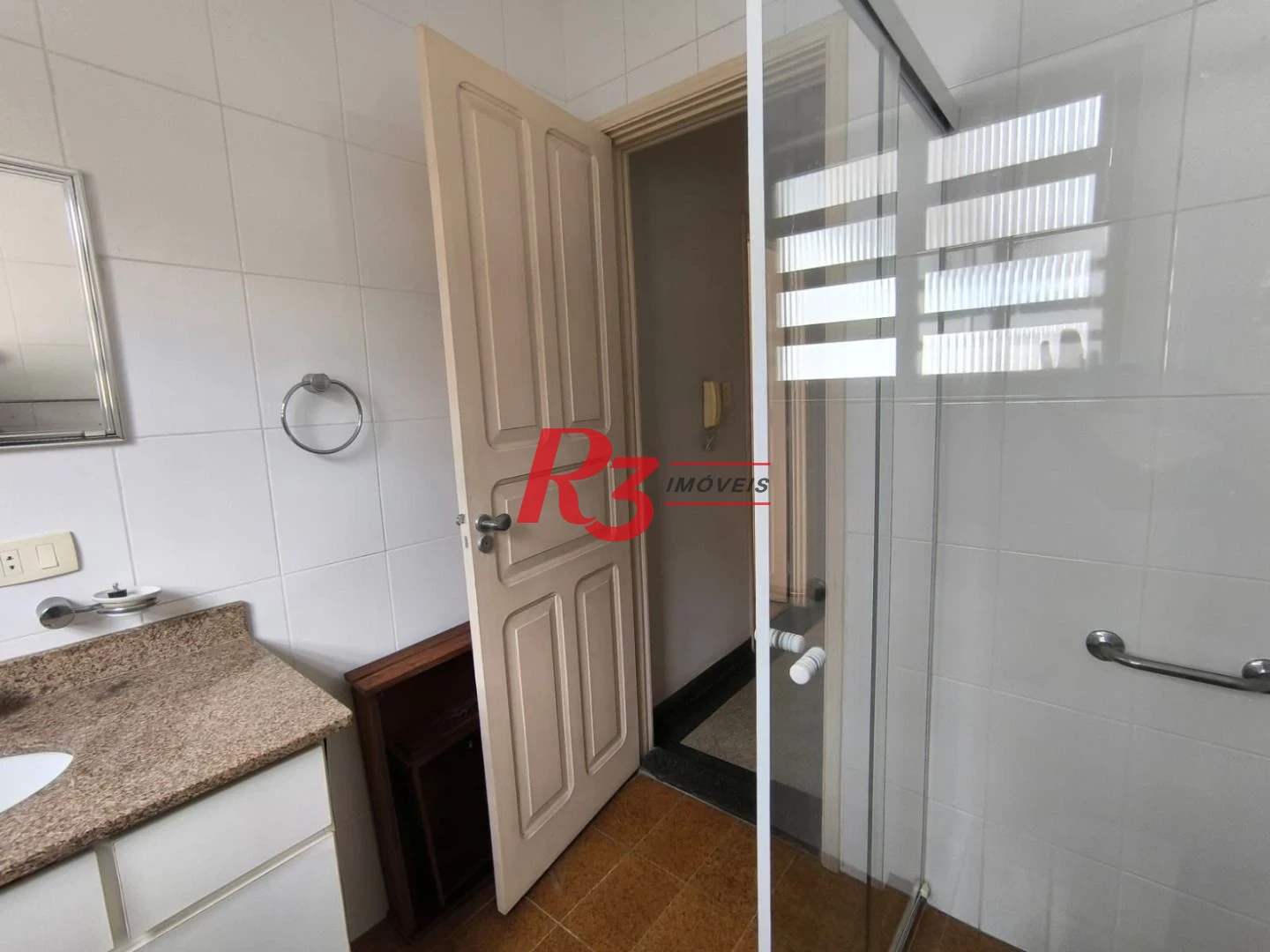 Casa com 3 dormitórios à venda, 210 m² por R$ 2.130.000,00 - Embaré - Santos/SP