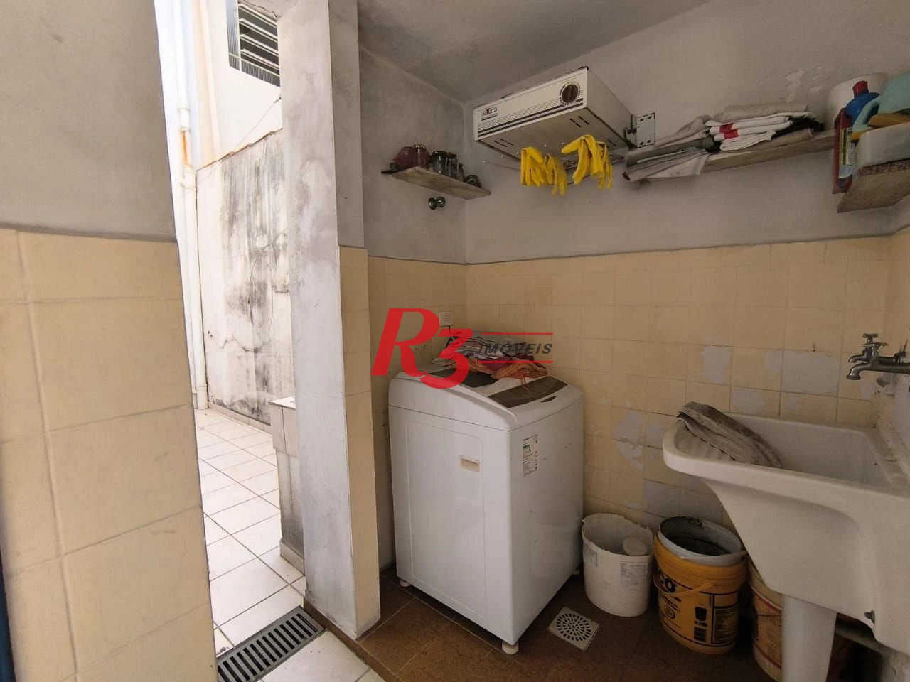 Casa com 3 dormitórios à venda, 210 m² por R$ 2.130.000,00 - Embaré - Santos/SP