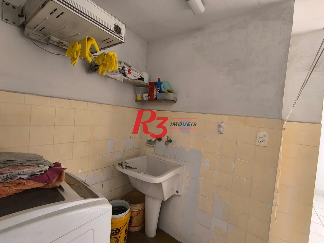 Casa com 3 dormitórios à venda, 210 m² por R$ 2.130.000,00 - Embaré - Santos/SP