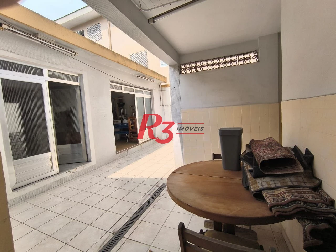Casa com 3 dormitórios à venda, 210 m² por R$ 2.130.000,00 - Embaré - Santos/SP