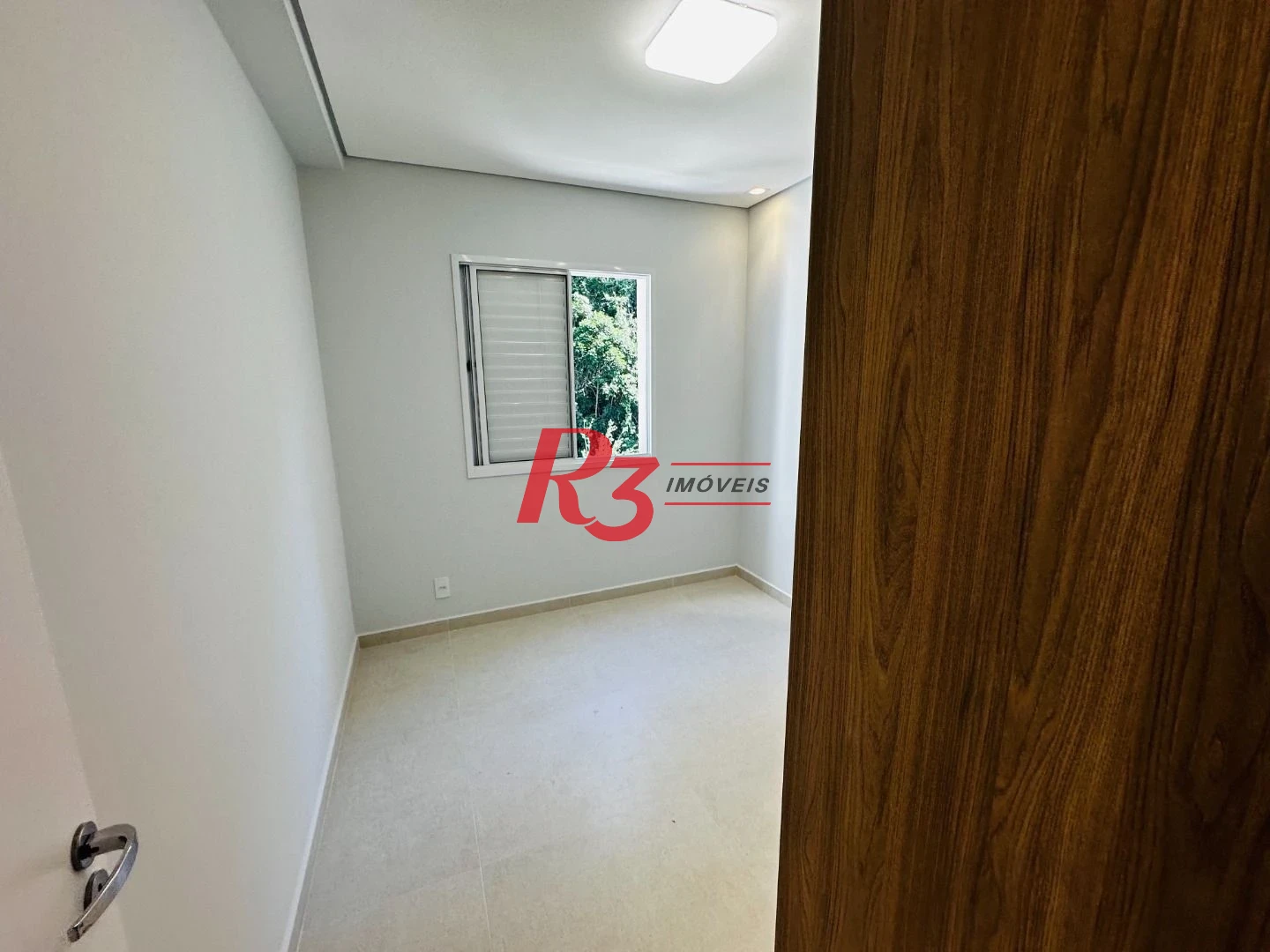 Apartamento com 2 dormitórios à venda, 62 m² por R$ 756.000,00 - Marapé - Santos/SP
