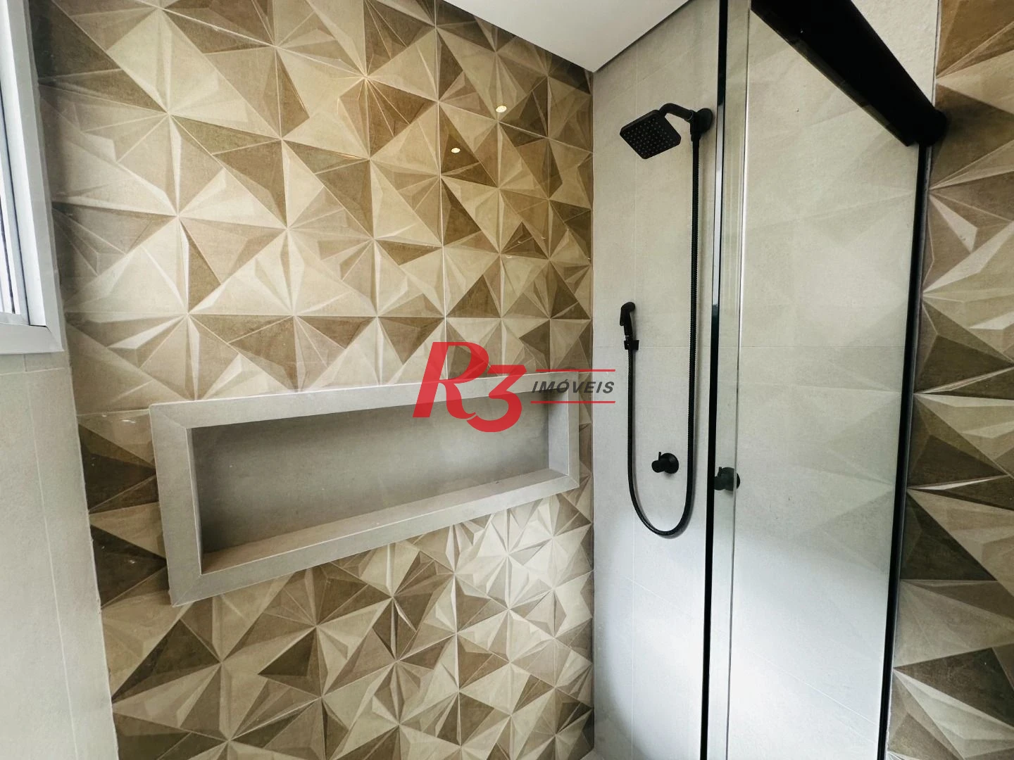 Apartamento com 2 dormitórios à venda, 62 m² por R$ 756.000,00 - Marapé - Santos/SP