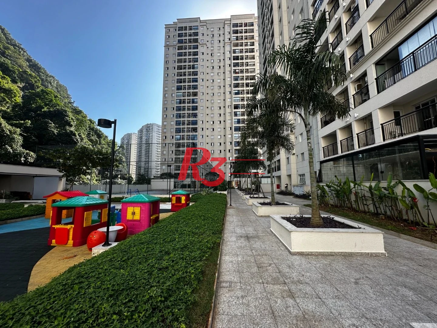 Apartamento com 2 dormitórios à venda, 62 m² por R$ 756.000,00 - Marapé - Santos/SP