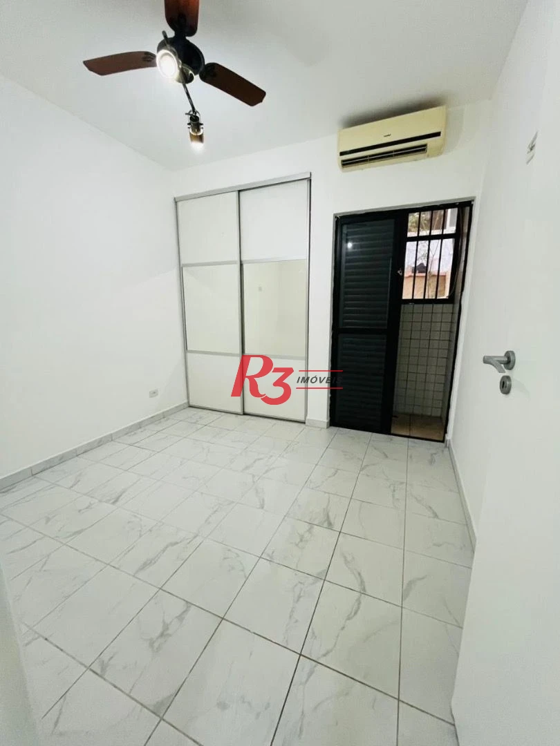 Apartamento com 2 dormitórios para alugar, 60 m² por R$ 3.300,00/mês - Marapé - Santos/SP