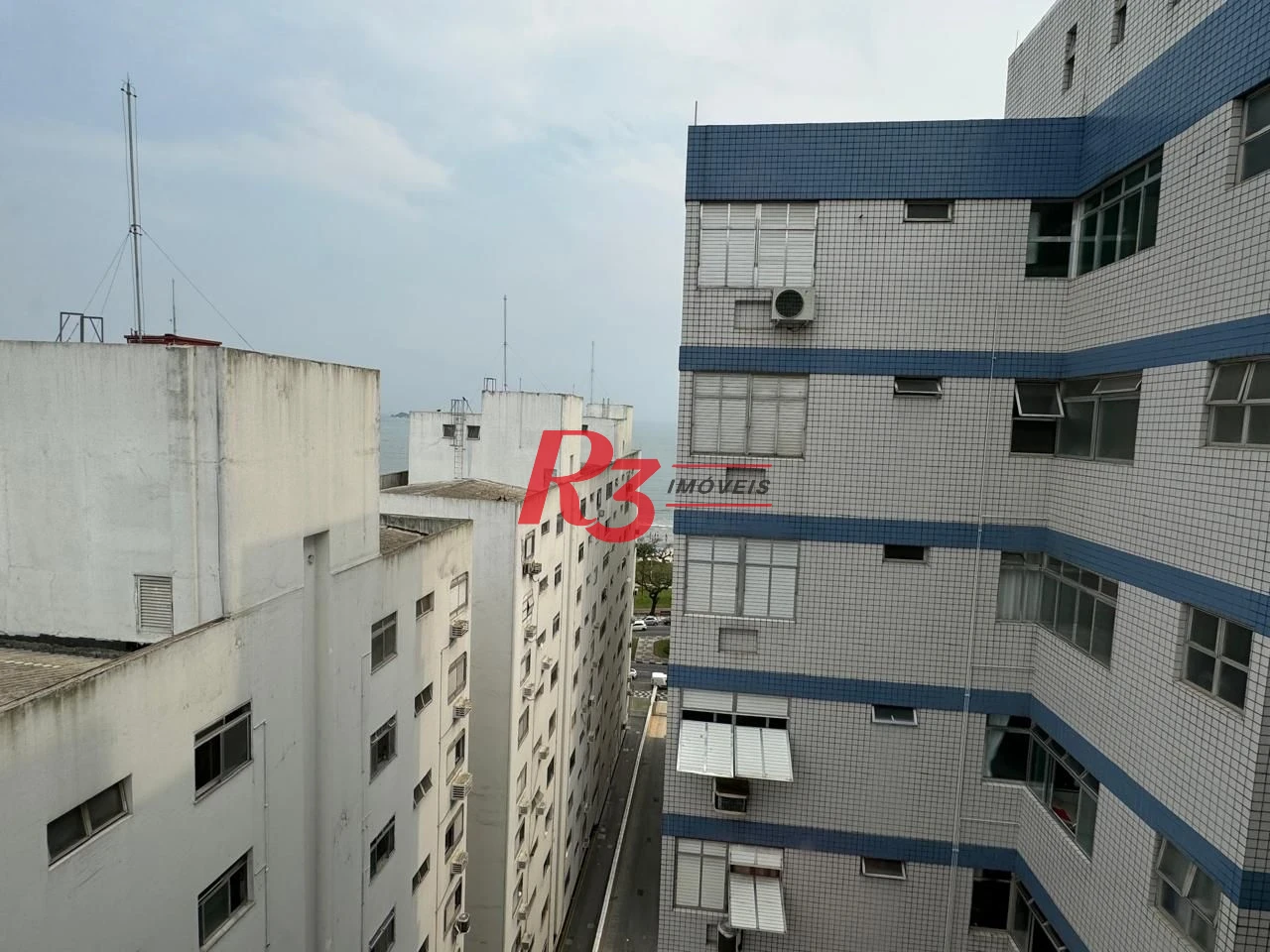 Apartamento com 2 dormitórios à venda, 89 m² por R$ 860.000,00 - Embaré - Santos/SP