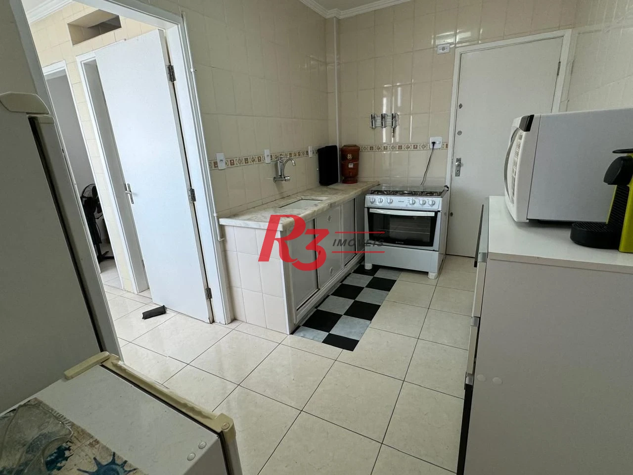 Apartamento com 2 dormitórios à venda, 89 m² por R$ 860.000,00 - Embaré - Santos/SP