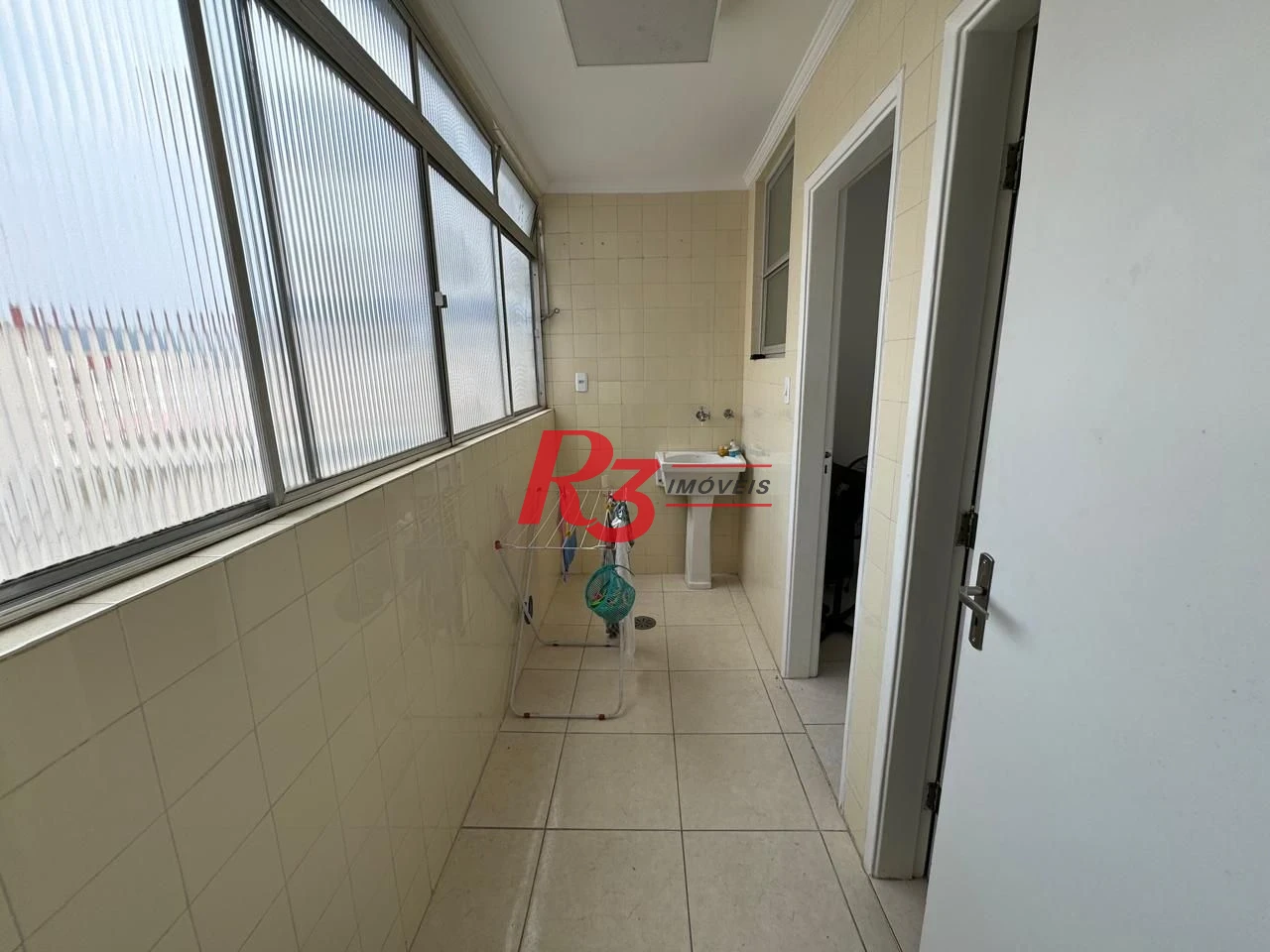 Apartamento com 2 dormitórios à venda, 89 m² por R$ 860.000,00 - Embaré - Santos/SP