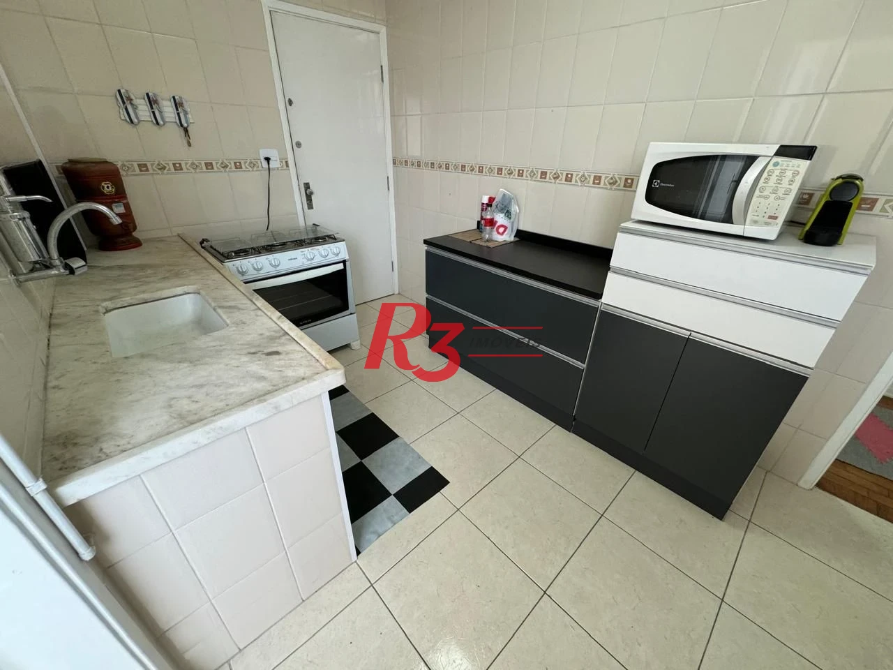 Apartamento com 2 dormitórios à venda, 89 m² por R$ 860.000,00 - Embaré - Santos/SP