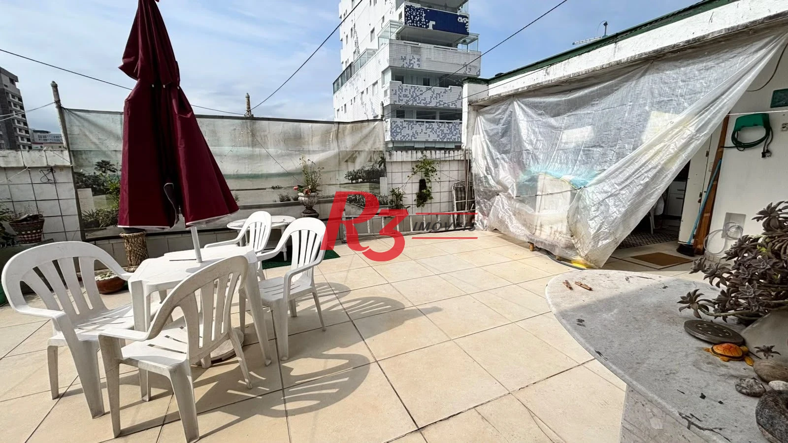 Apartamento Garden com 2 dormitórios à venda, 120 m² por R$ 690.000,00 - Gonzaga - Santos/SP