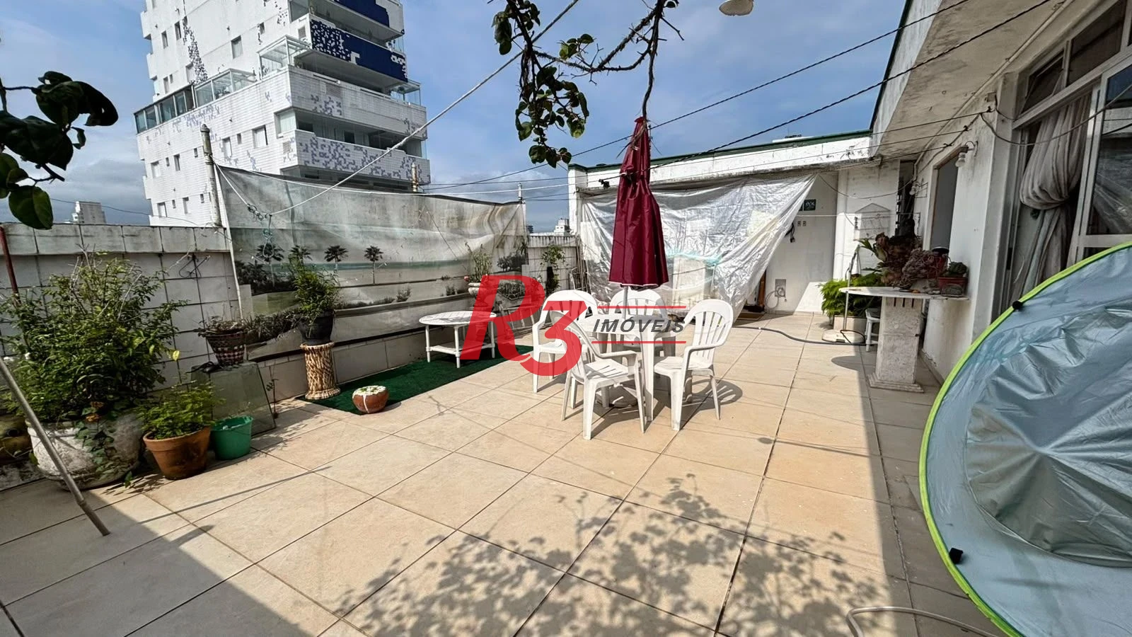 Apartamento Garden com 2 dormitórios à venda, 120 m² por R$ 690.000,00 - Gonzaga - Santos/SP