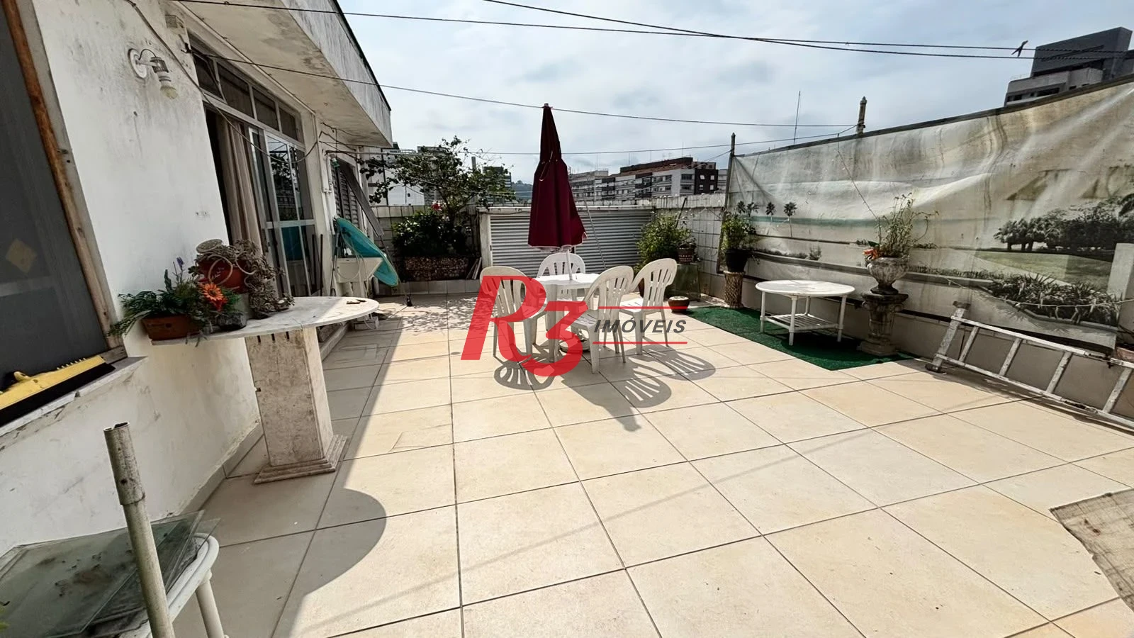 Apartamento Garden com 2 dormitórios à venda, 120 m² por R$ 690.000,00 - Gonzaga - Santos/SP
