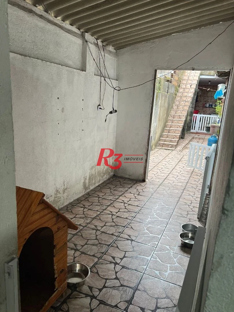 Casa à venda, 100 m² por R$ 320.000,00 - Vila Mateo Bei - São Vicente/SP