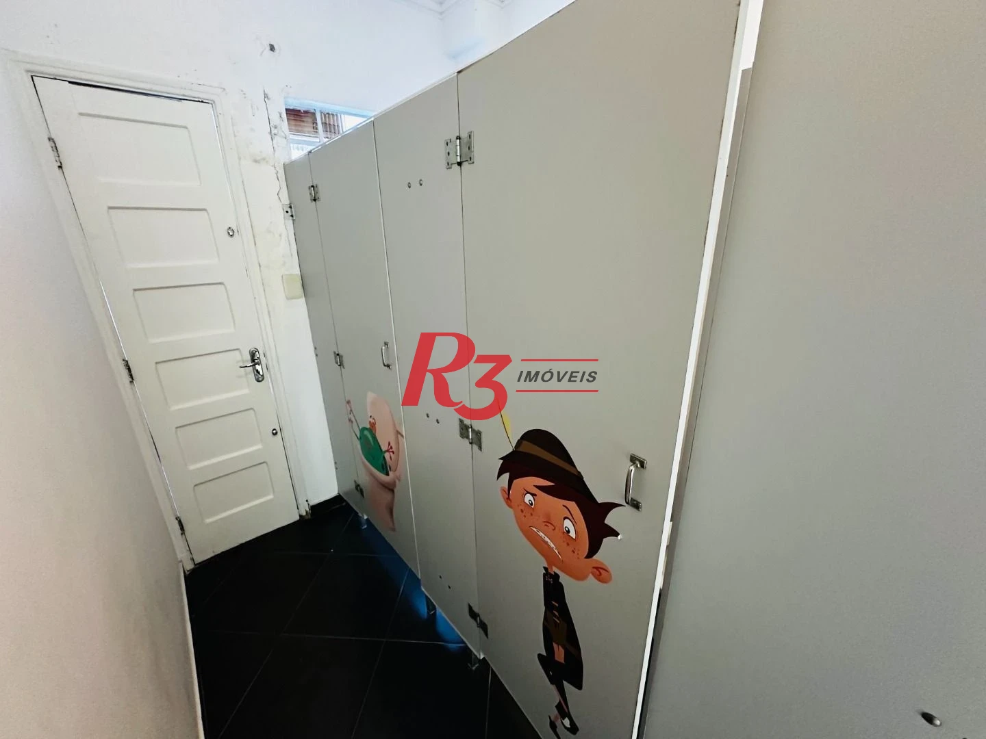 Sobrado com 4 dormitórios à venda, 245 m² por R$ 1.350.000,00 - Ponta da Praia - Santos/SP