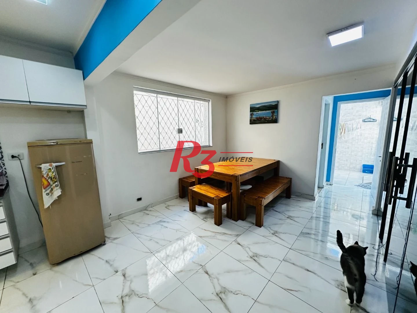 Sobrado com 4 dormitórios à venda, 245 m² por R$ 1.350.000,00 - Ponta da Praia - Santos/SP
