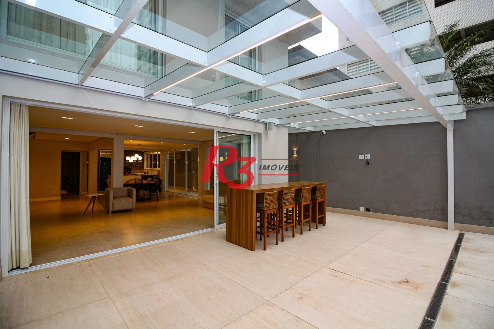 Casa com 3 suítes à venda, 300 m² por R$ 4.500.000 - Ponta da Praia - Santos/SP