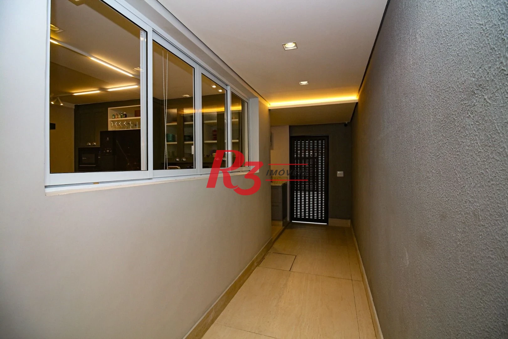 Casa com 3 suítes à venda, 300 m² por R$ 4.500.000 - Ponta da Praia - Santos/SP