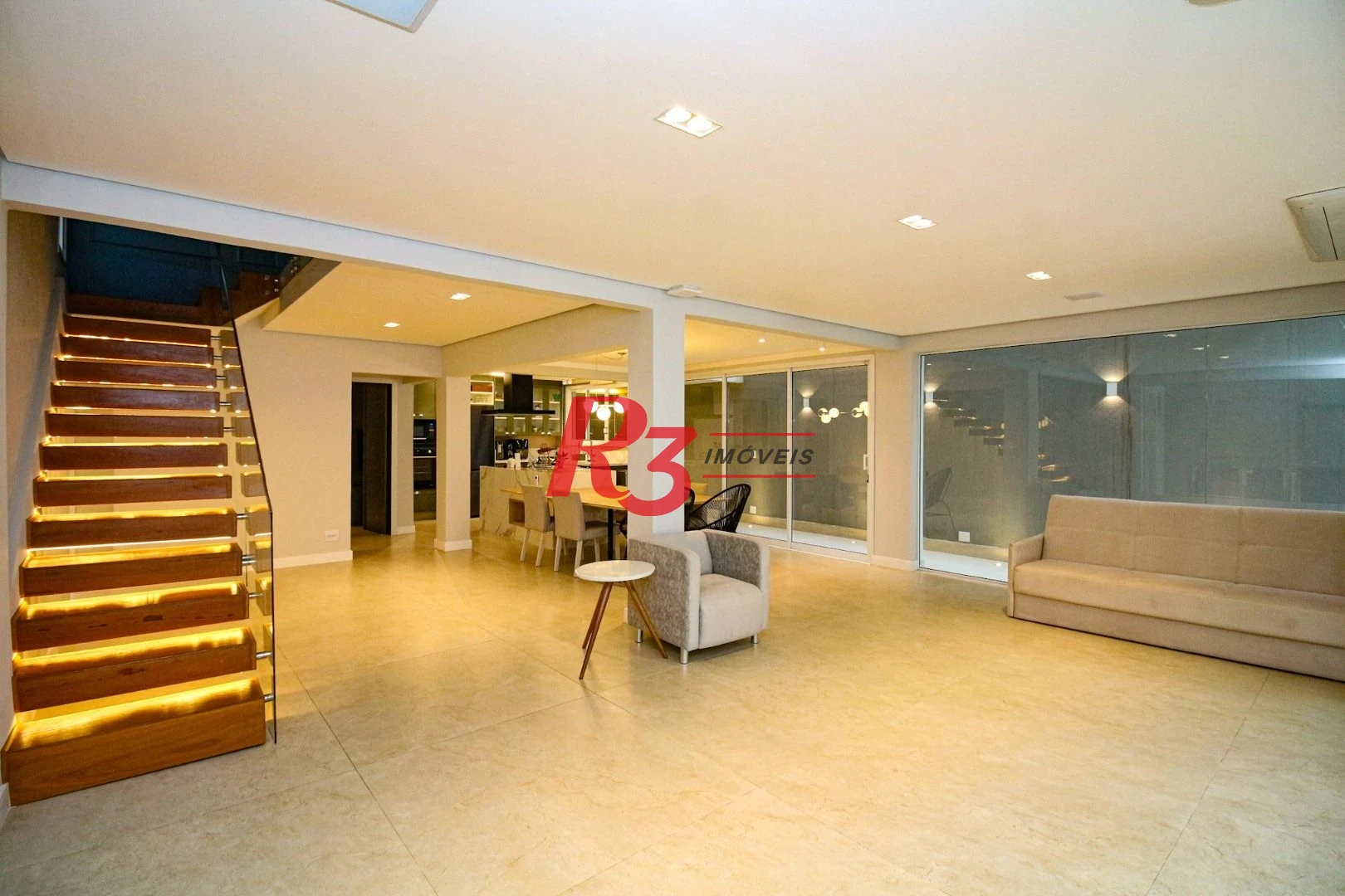 Casa com 3 suítes à venda, 300 m² por R$ 4.500.000 - Ponta da Praia - Santos/SP