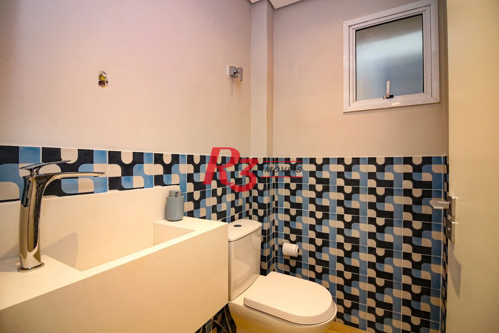 Casa com 3 suítes à venda, 300 m² por R$ 4.500.000 - Ponta da Praia - Santos/SP