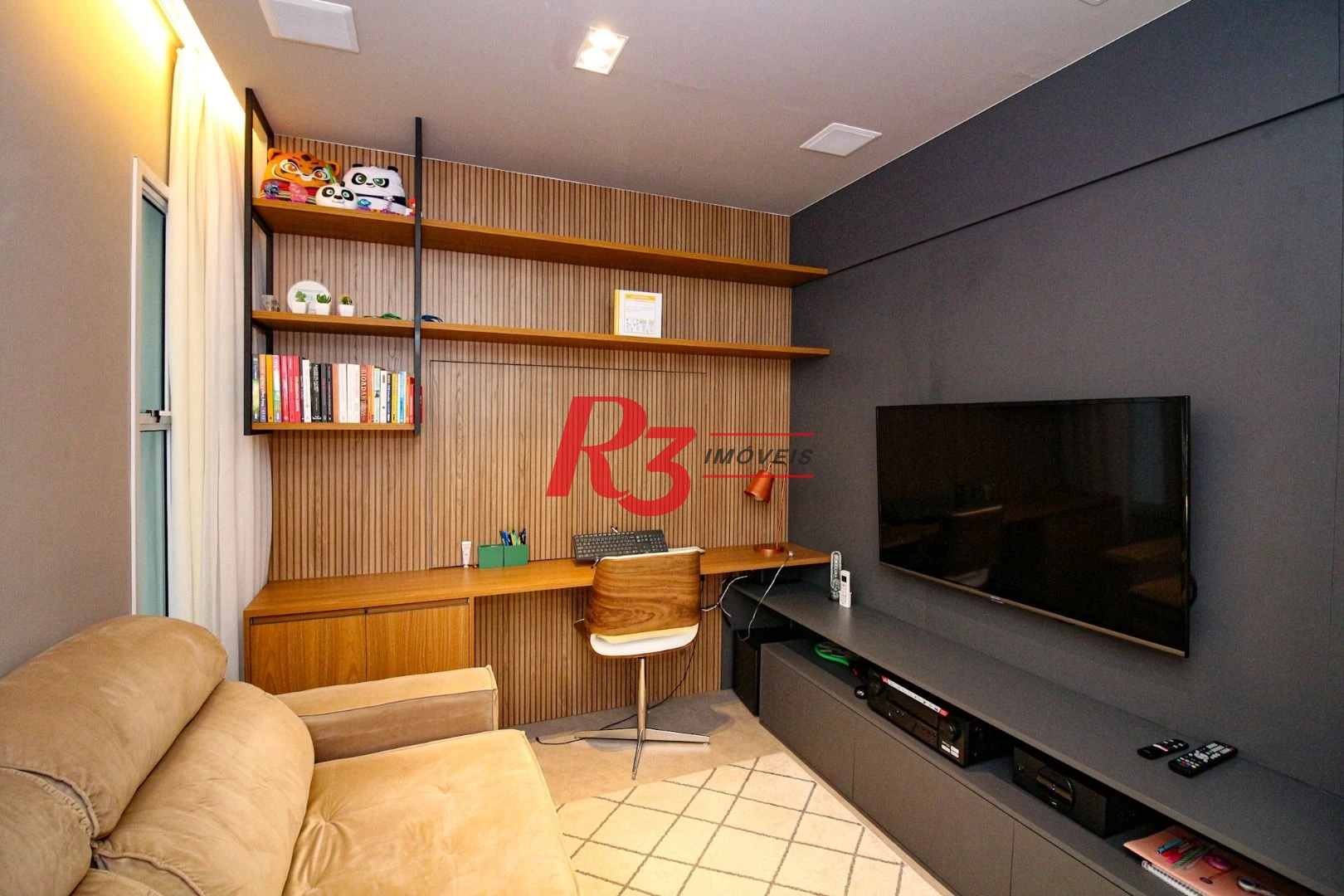 Casa com 3 suítes à venda, 300 m² por R$ 4.500.000 - Ponta da Praia - Santos/SP