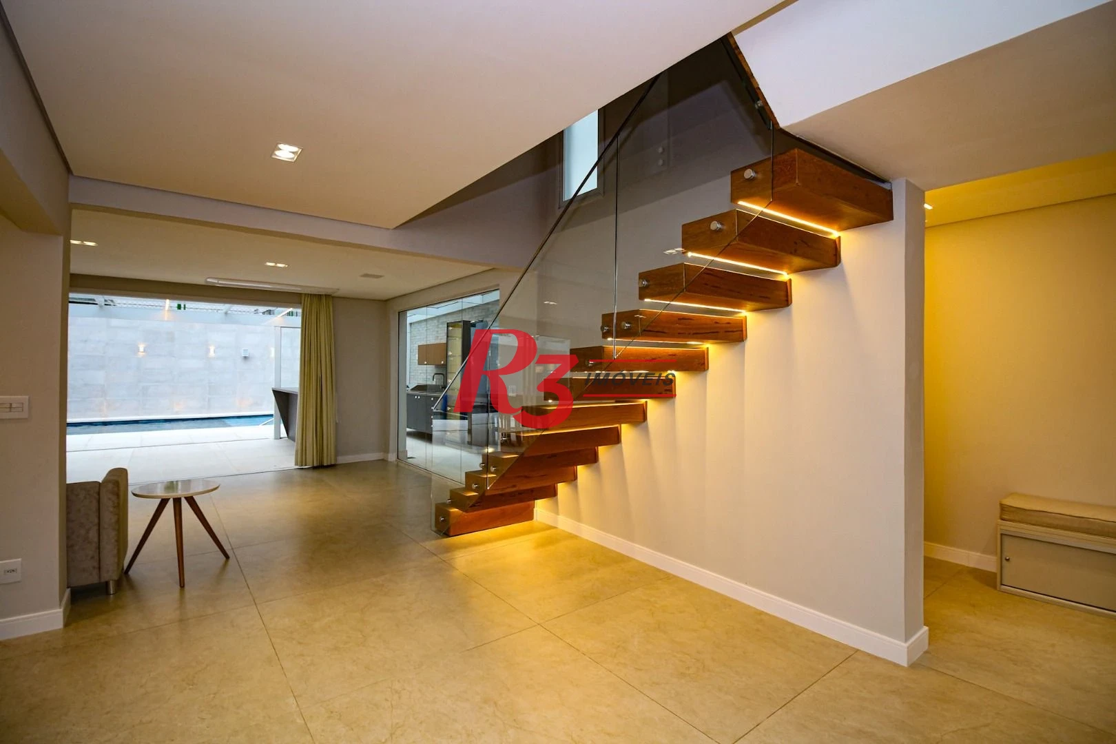 Casa com 3 suítes à venda, 300 m² por R$ 4.500.000 - Ponta da Praia - Santos/SP
