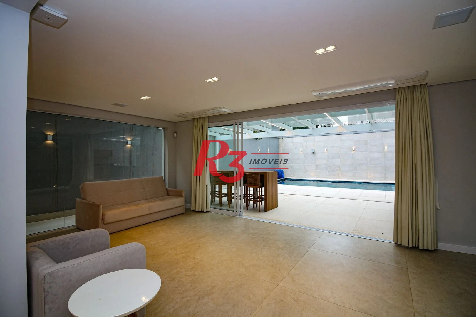 Casa com 3 suítes à venda, 300 m² por R$ 4.500.000 - Ponta da Praia - Santos/SP