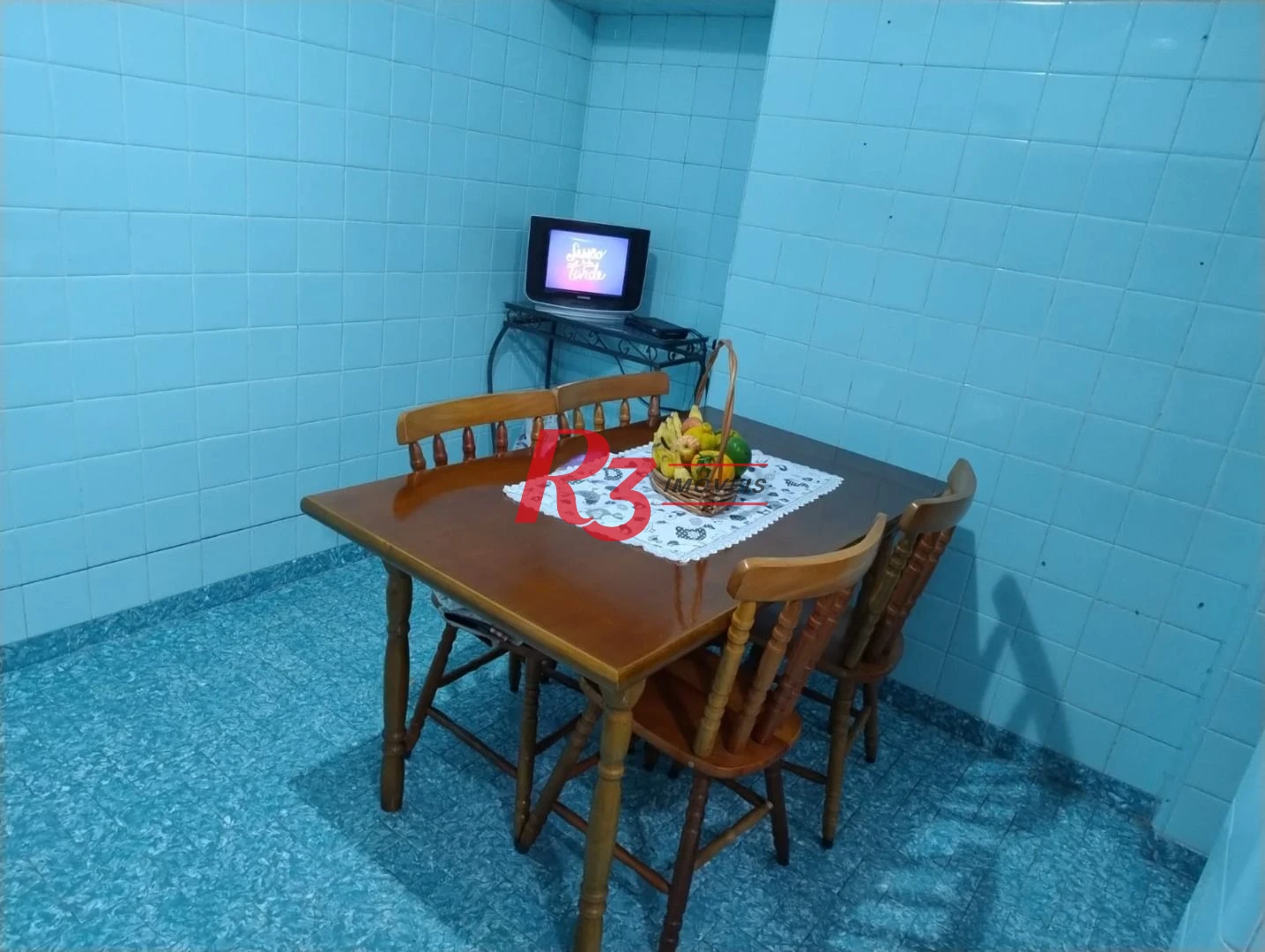 Sobrado com 3 dormitórios à venda, 226 m² por R$ 700.000,00 - Centro - São Vicente/SP