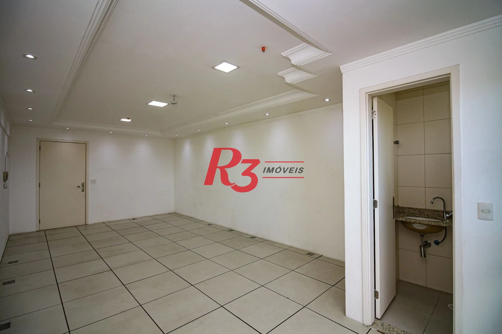Sala para alugar, 43 m² por R$ 2.700,00/mês - Encruzilhada - Santos/SP
