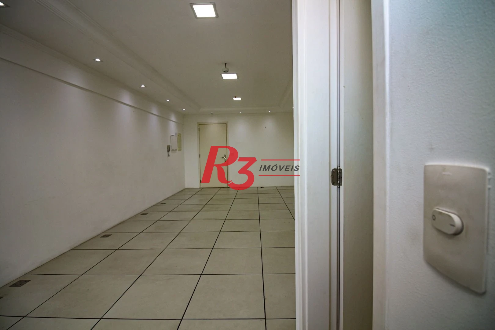 Sala para alugar, 43 m² por R$ 2.700,00/mês - Encruzilhada - Santos/SP