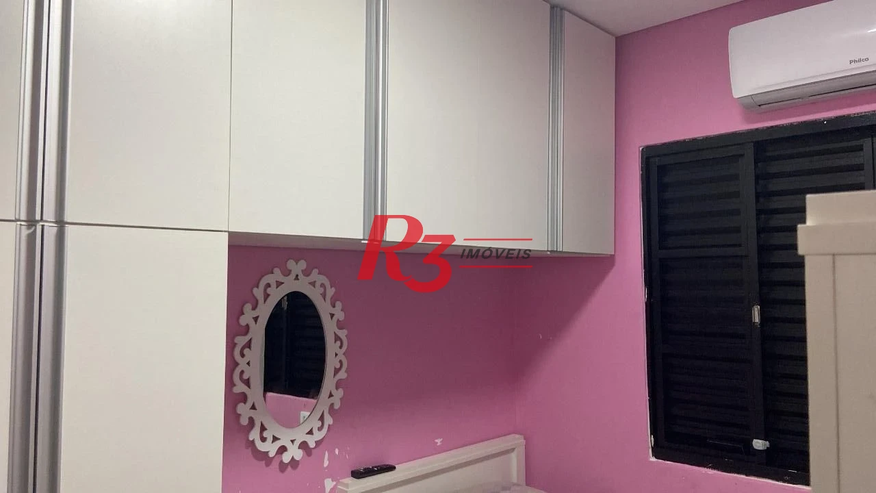 Casa com 3 dormitórios à venda por R$ 426.000 - Parque Bitaru - São Vicente/SP