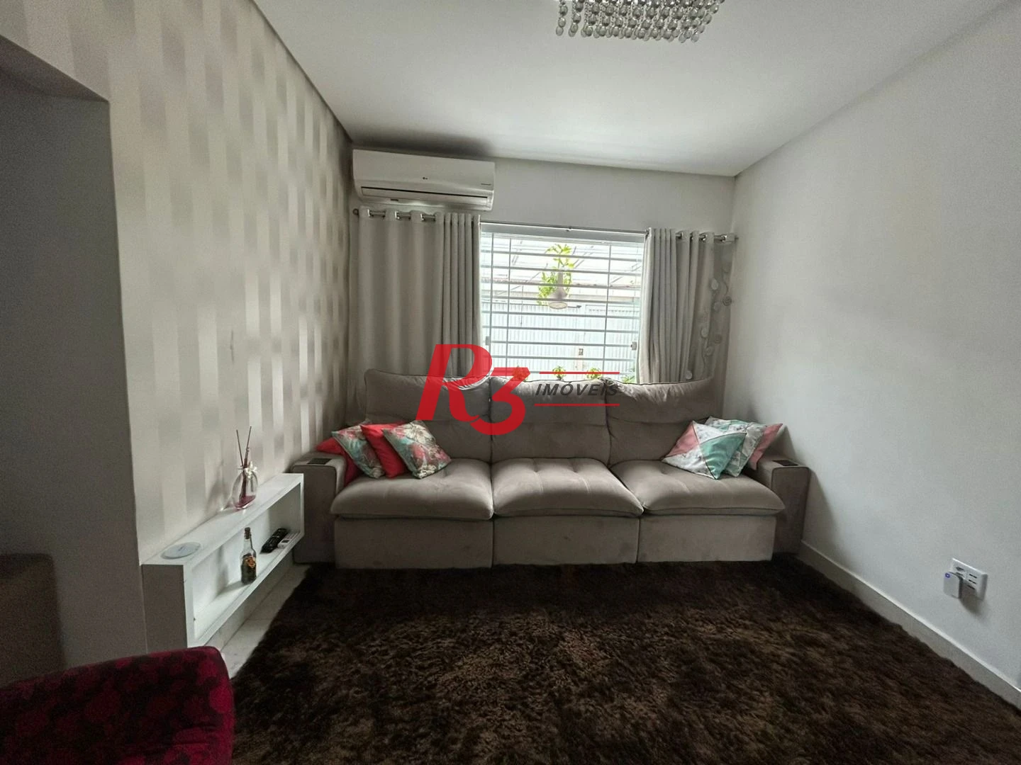 Sobrado à venda, 157 m² por R$ 590.000,00 - Vila Cascatinha - São Vicente/SP