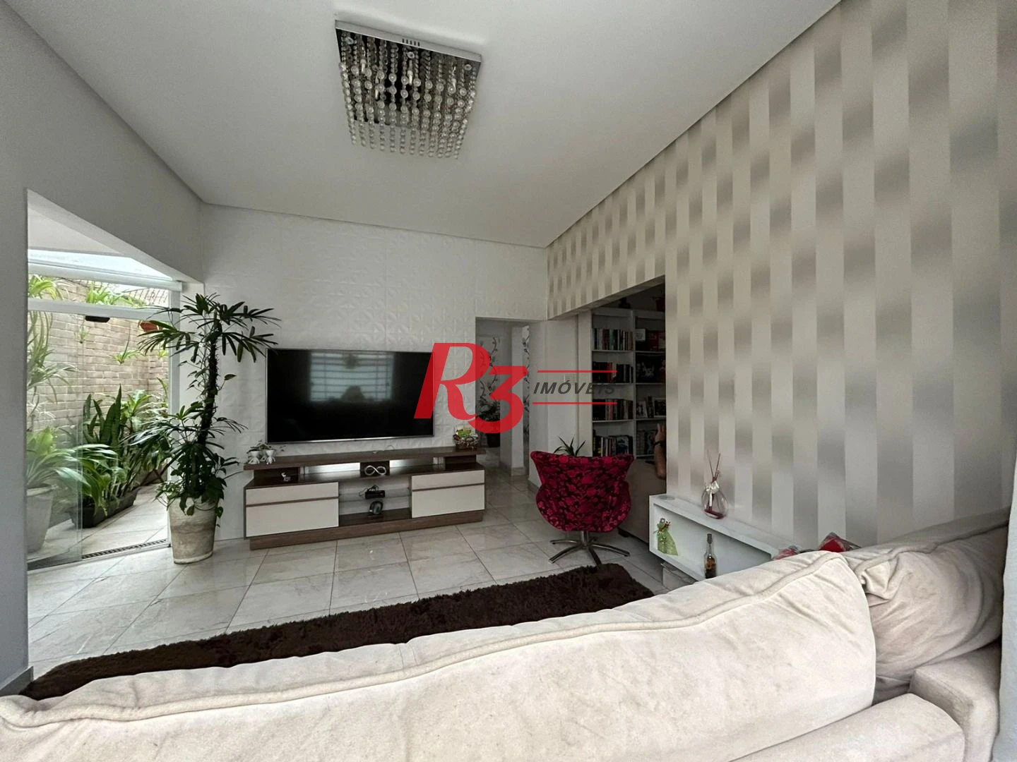 Sobrado à venda, 157 m² por R$ 590.000,00 - Vila Cascatinha - São Vicente/SP