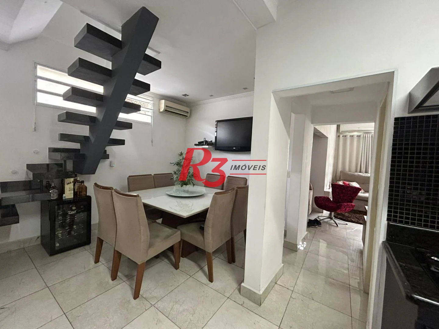 Sobrado à venda, 157 m² por R$ 590.000,00 - Vila Cascatinha - São Vicente/SP