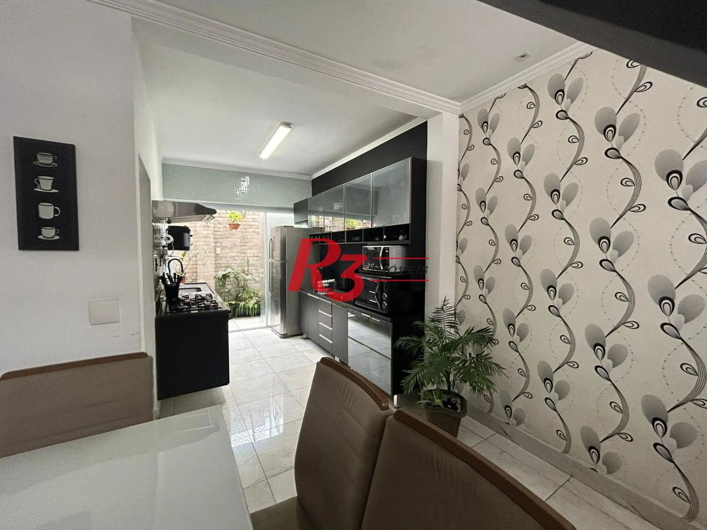 Sobrado à venda, 157 m² por R$ 590.000,00 - Vila Cascatinha - São Vicente/SP