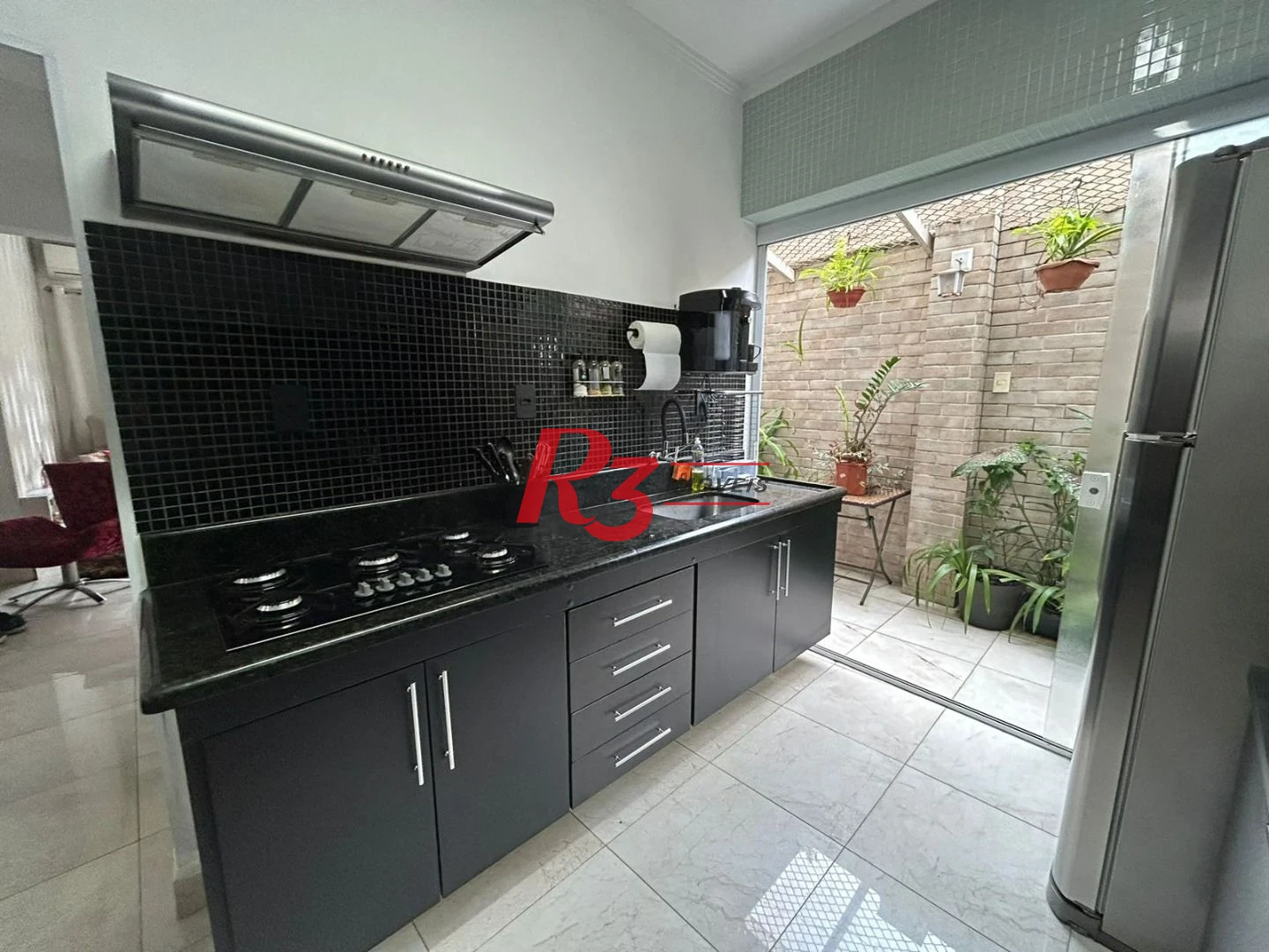 Sobrado à venda, 157 m² por R$ 590.000,00 - Vila Cascatinha - São Vicente/SP
