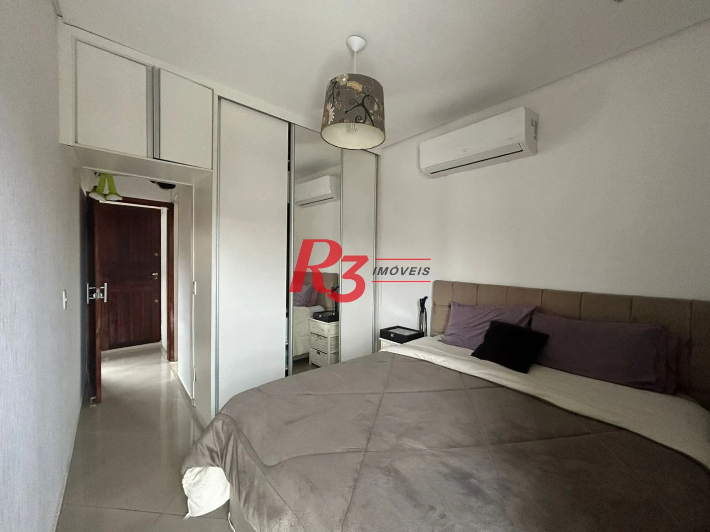 Sobrado à venda, 157 m² por R$ 590.000,00 - Vila Cascatinha - São Vicente/SP