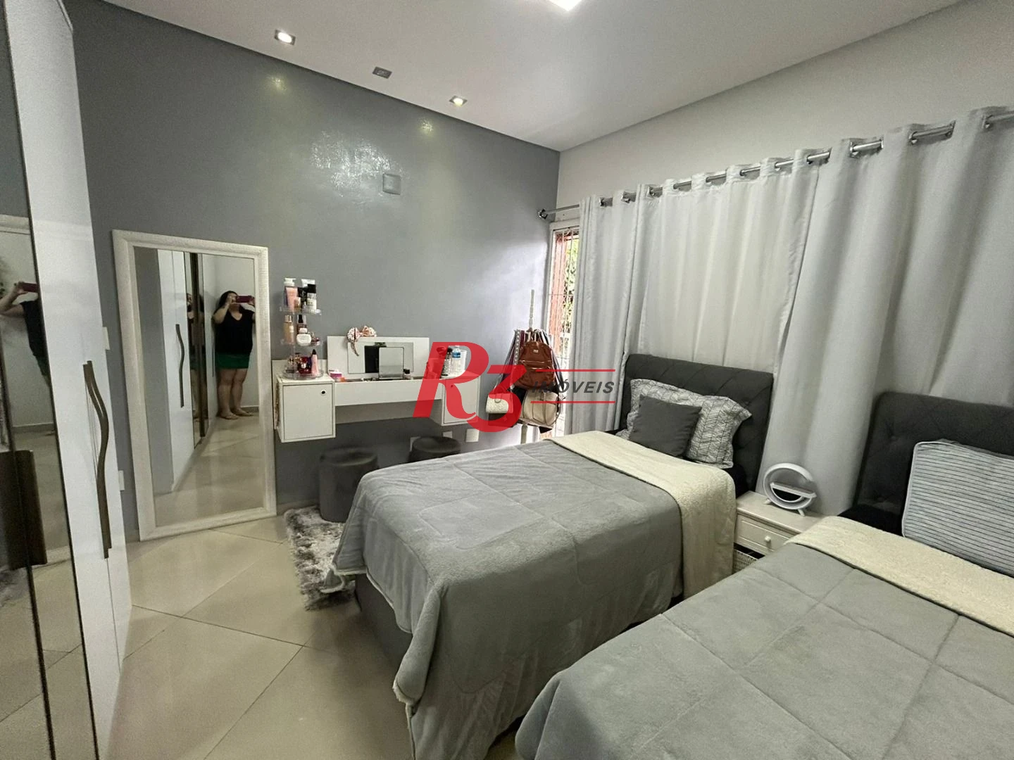 Sobrado à venda, 157 m² por R$ 590.000,00 - Vila Cascatinha - São Vicente/SP