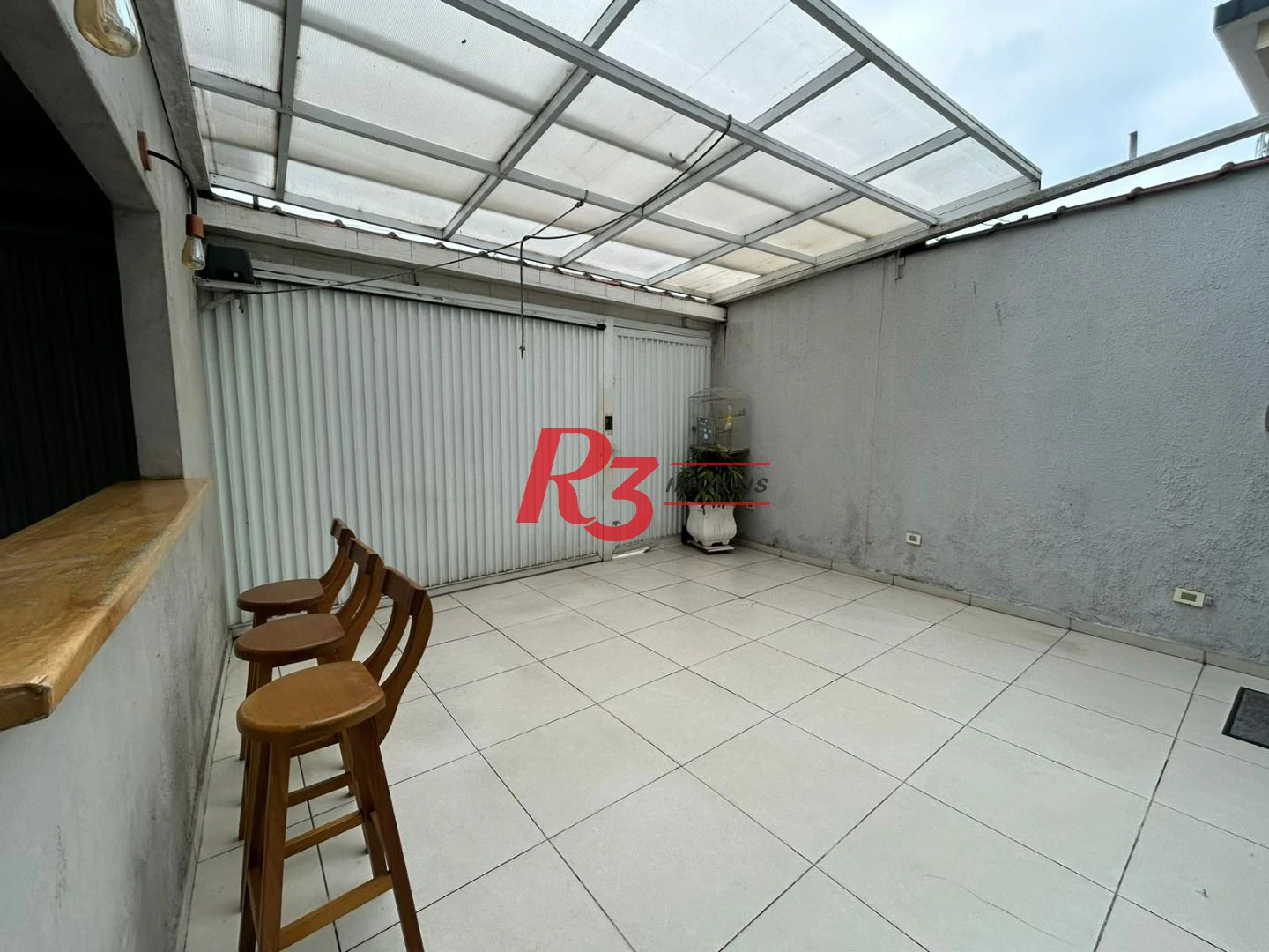 Sobrado à venda, 157 m² por R$ 590.000,00 - Vila Cascatinha - São Vicente/SP