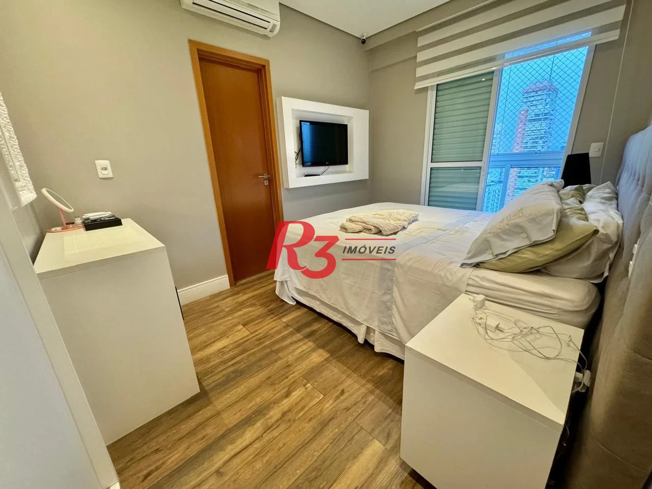 Apartamento com 3 dormitórios à venda, 124 m² por R$ 2.200.000,00 - Boqueirão - Santos/SP