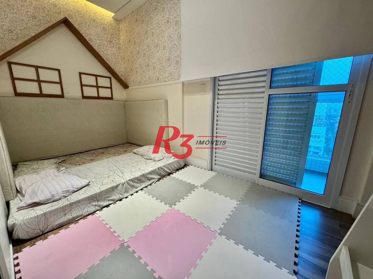 Apartamento com 3 dormitórios à venda, 124 m² por R$ 2.200.000,00 - Boqueirão - Santos/SP
