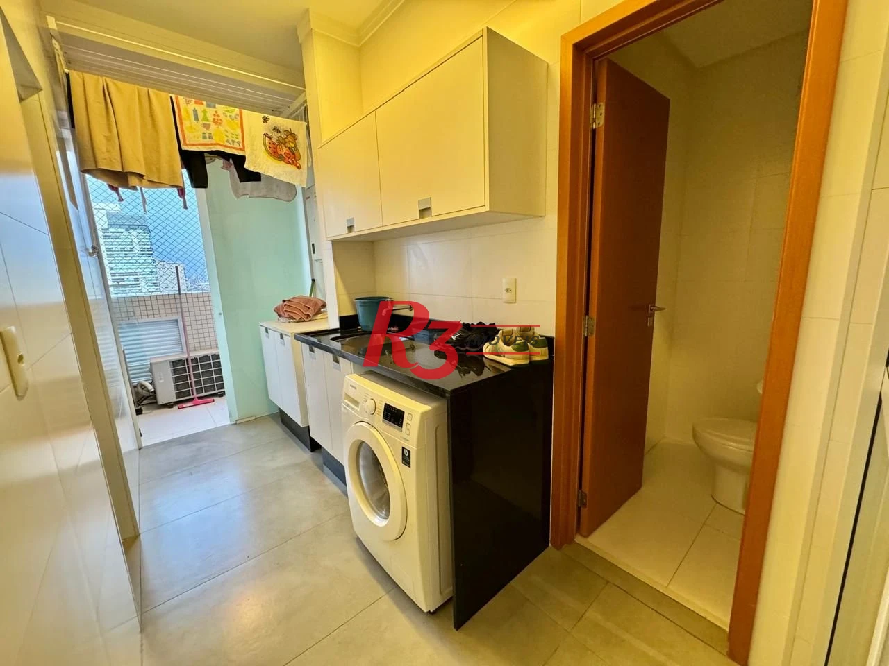 Apartamento com 3 dormitórios à venda, 124 m² por R$ 2.200.000,00 - Boqueirão - Santos/SP