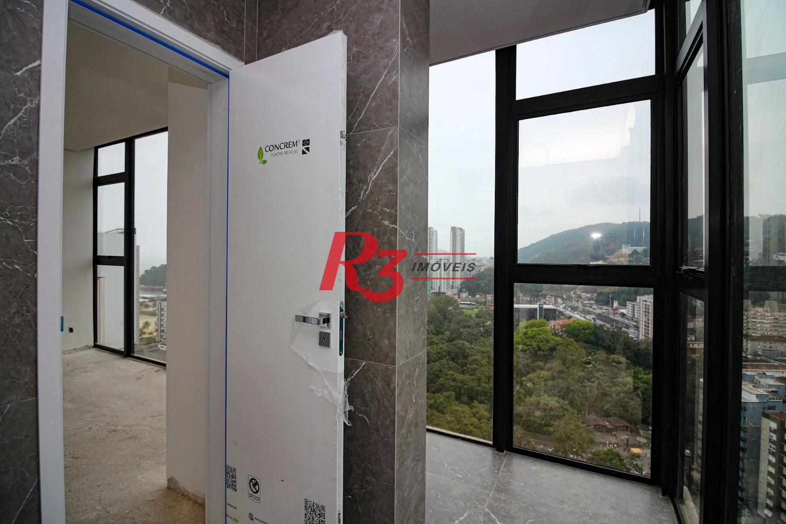 Cobertura com 3 dormitórios à venda, 160 m² por R$ 2.900.000,00 - José Menino - Santos/SP