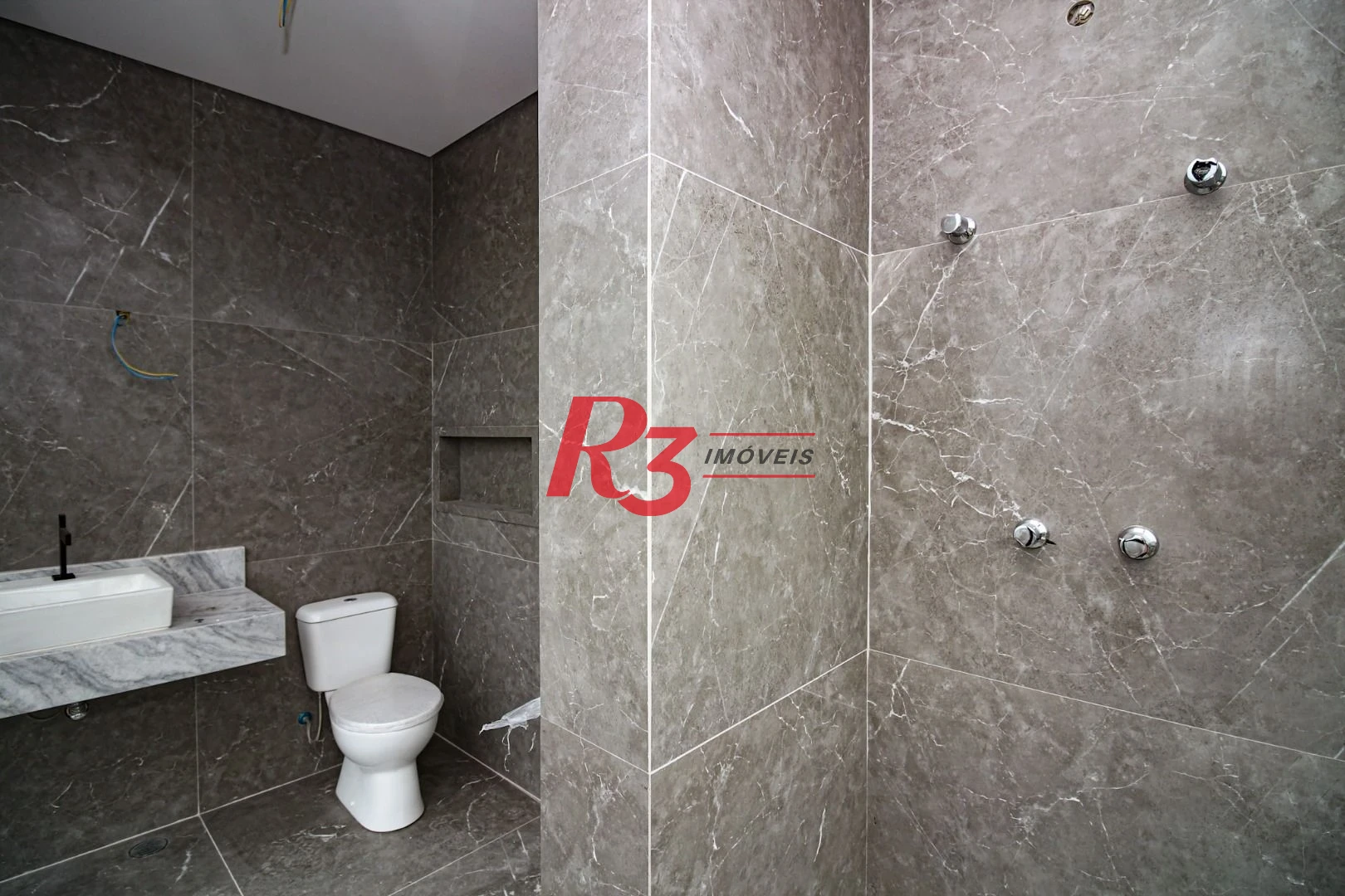Cobertura com 3 dormitórios à venda, 160 m² por R$ 2.900.000,00 - José Menino - Santos/SP