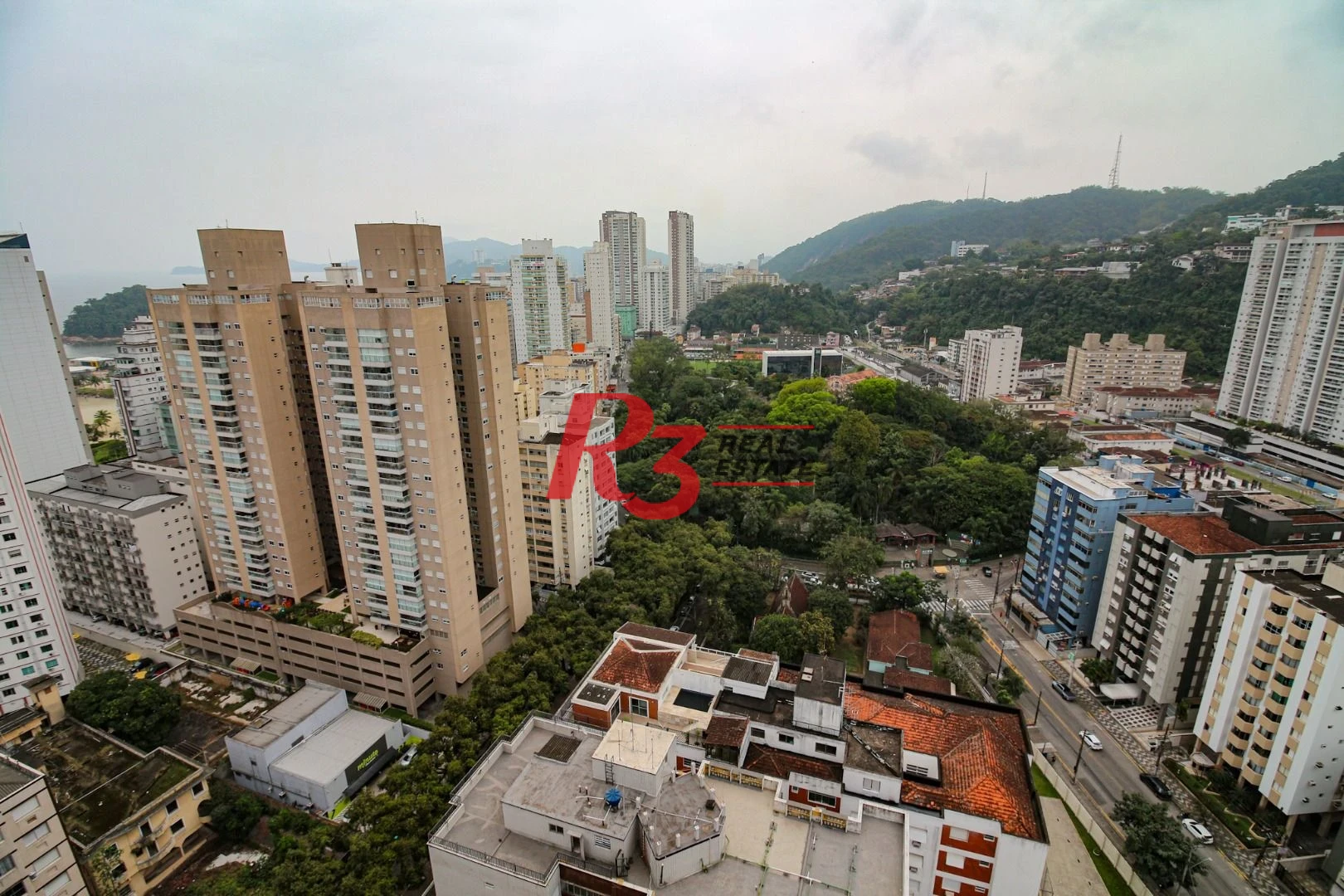 Cobertura com 3 dormitórios à venda, 160 m² por R$ 2.900.000,00 - José Menino - Santos/SP