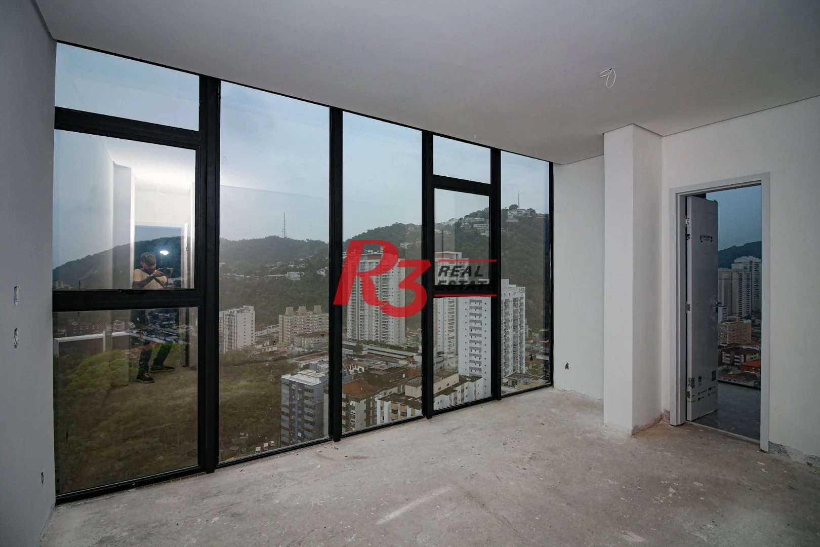 Cobertura com 3 dormitórios à venda, 160 m² por R$ 2.900.000,00 - José Menino - Santos/SP
